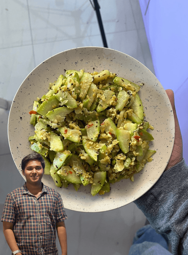 Sorrakai Poriyal By Praveen Duraivelu hero image